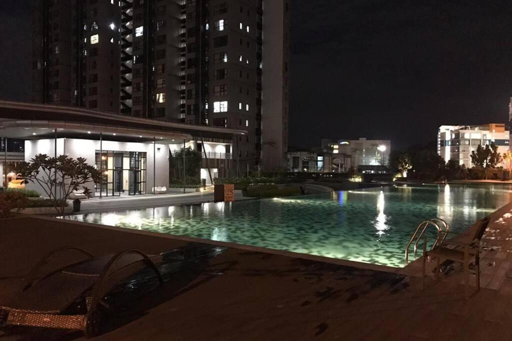 Hb1611 Lake View Studio Unit,Hyve, Cyberjaya, Free Wifi, Netflix, Pool, Free Parking, 3039公寓 外观 照片